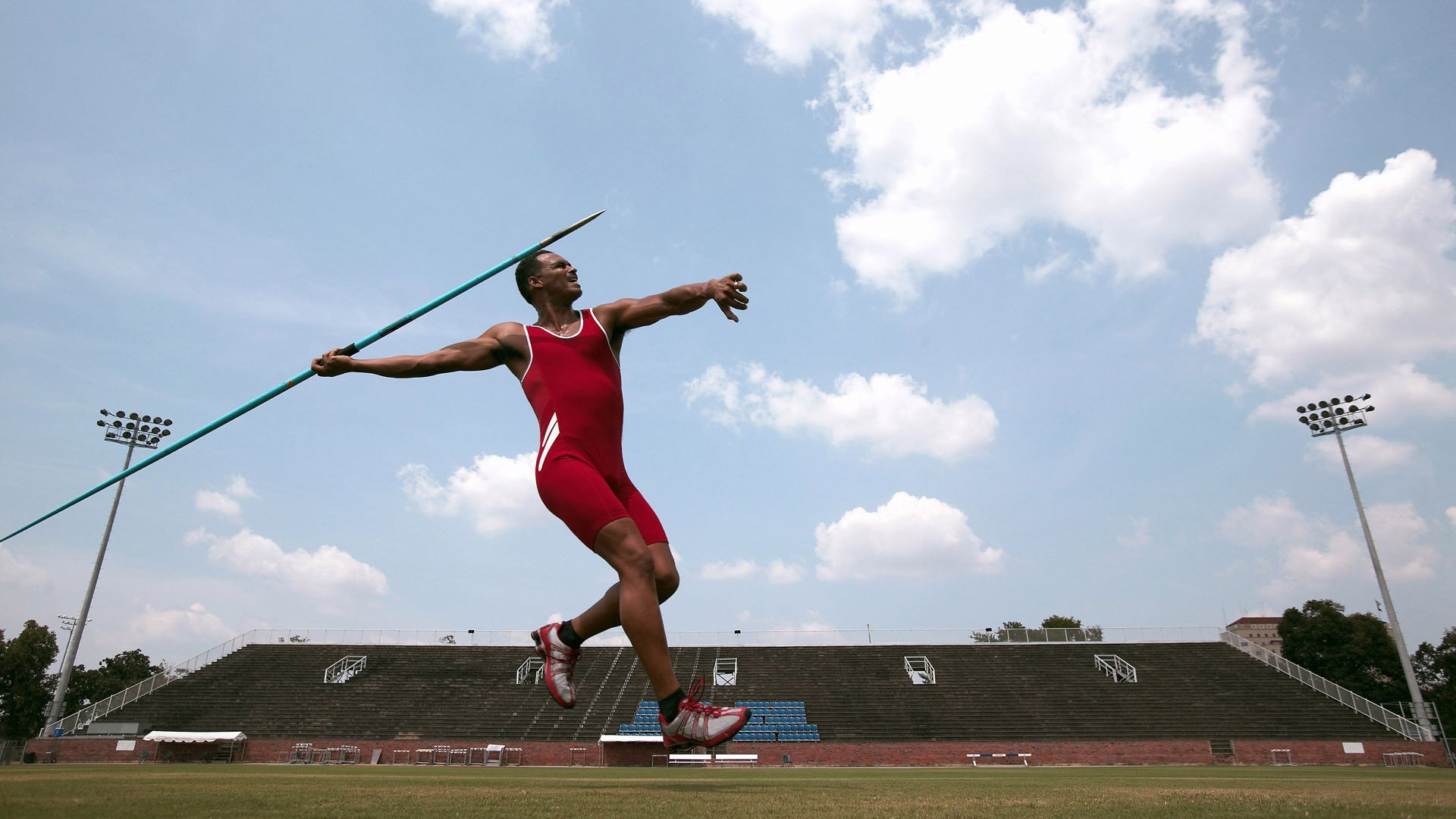 东京新星引领日本奥运足球攻势，东京足球奥运预选赛