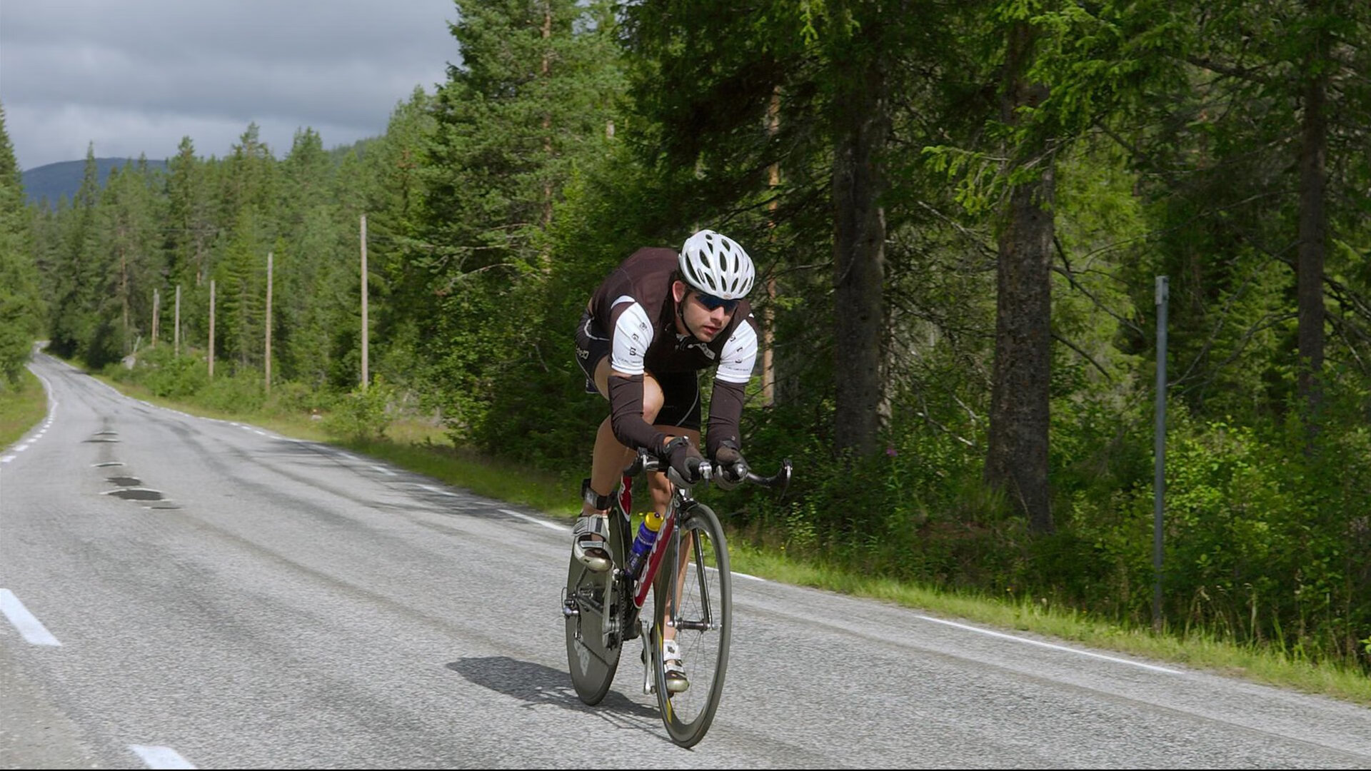 乐鱼电竞· (中国)官方网站-比赛中的刻板印象与突破案例，比赛中的刻板印象与突破案例分析